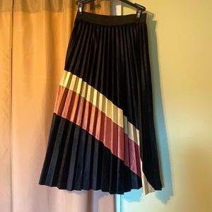 Beautiful velvet long skirt size M